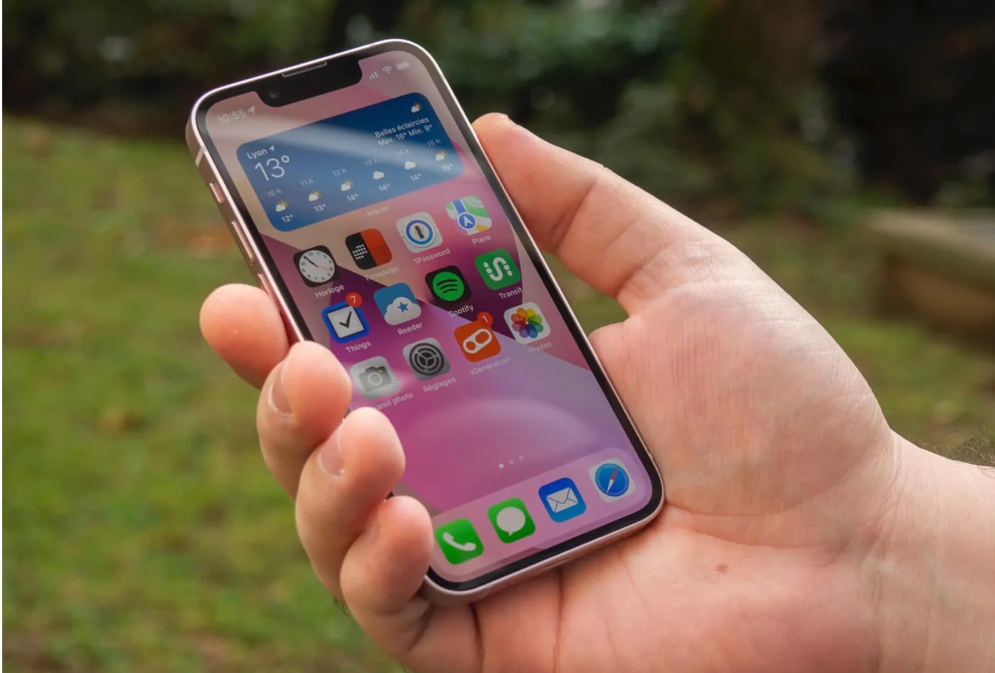 iPhone 13 Mini Display Price & Screen Replacement Cost in India