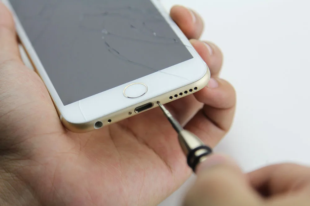 iPhone 6S Display Price & Screen Replacement Cost in India