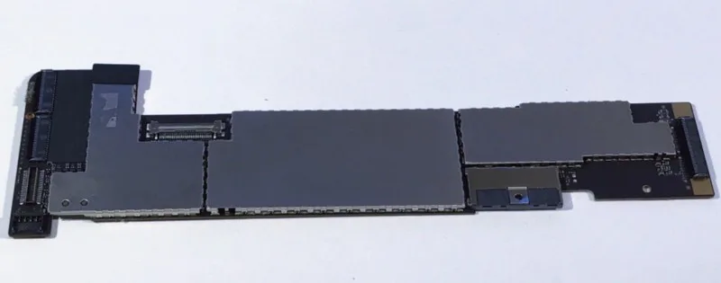 iPad logic board chip-level repair — micro-soldering PMU and NAND ICs